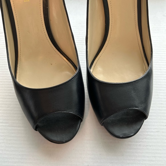Black Peep Toe Dress Heels - Leather, hidden platform, size 8.5 - Picture 8 of 10